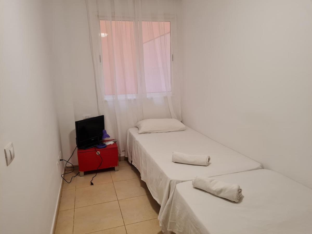 Habitaciones Nathaly Armenime Exteriör bild